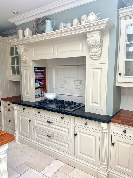 Painted kitchen cabinets and varnished countertops by Impressions kitchen painters and decorators