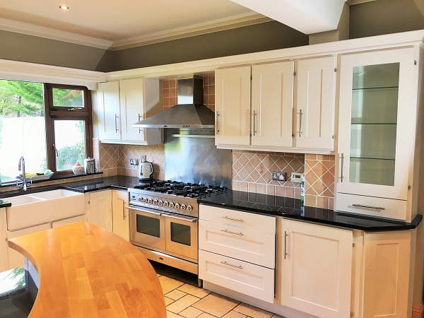Clonskeagh hand-painted kitchen by Impressions Painters and Decorators