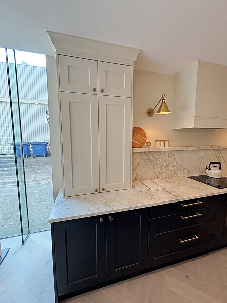 Bespoke new handmade kitchen cabinets and cupboards by Da Barra kitchens and painted by Impressions kitchen painters Dublin