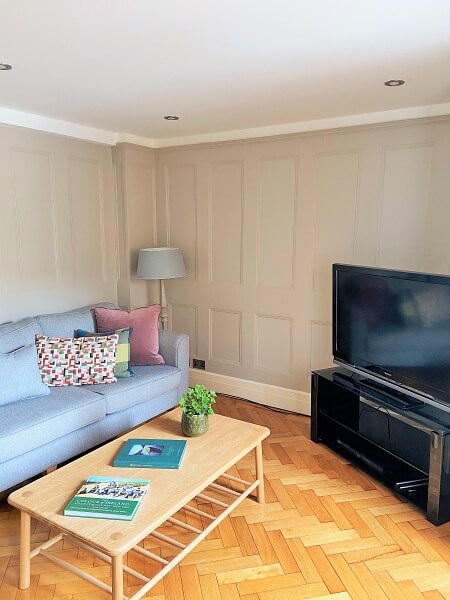 Sandyove den in a period house painted by Impressions painting and Decorating